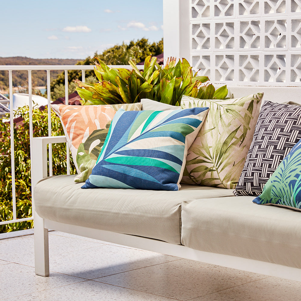 Freedom throws deals and cushions