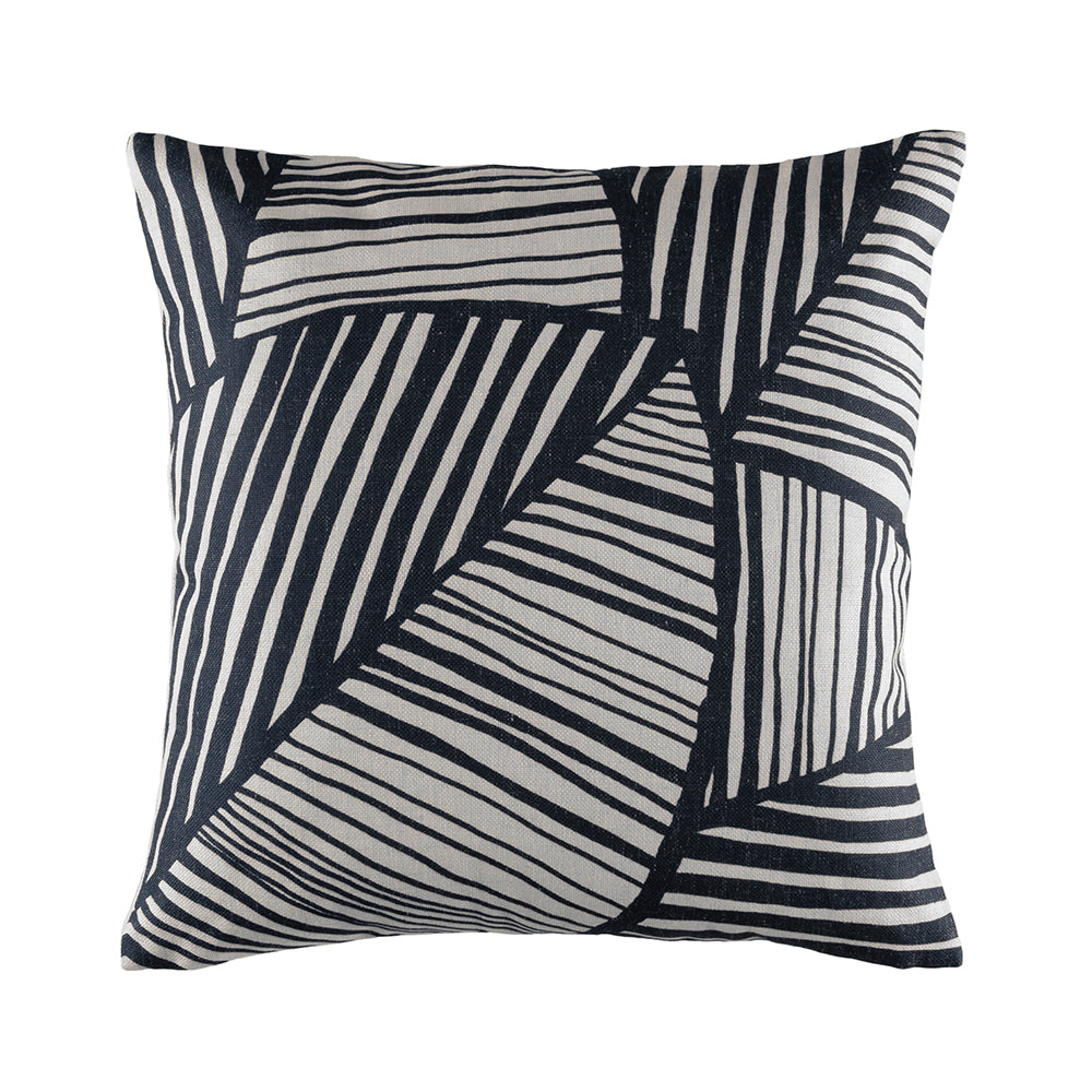 Outdoor black cushions deals