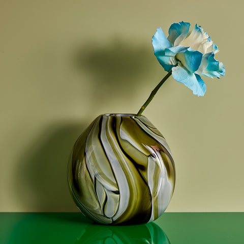 Round glass vases