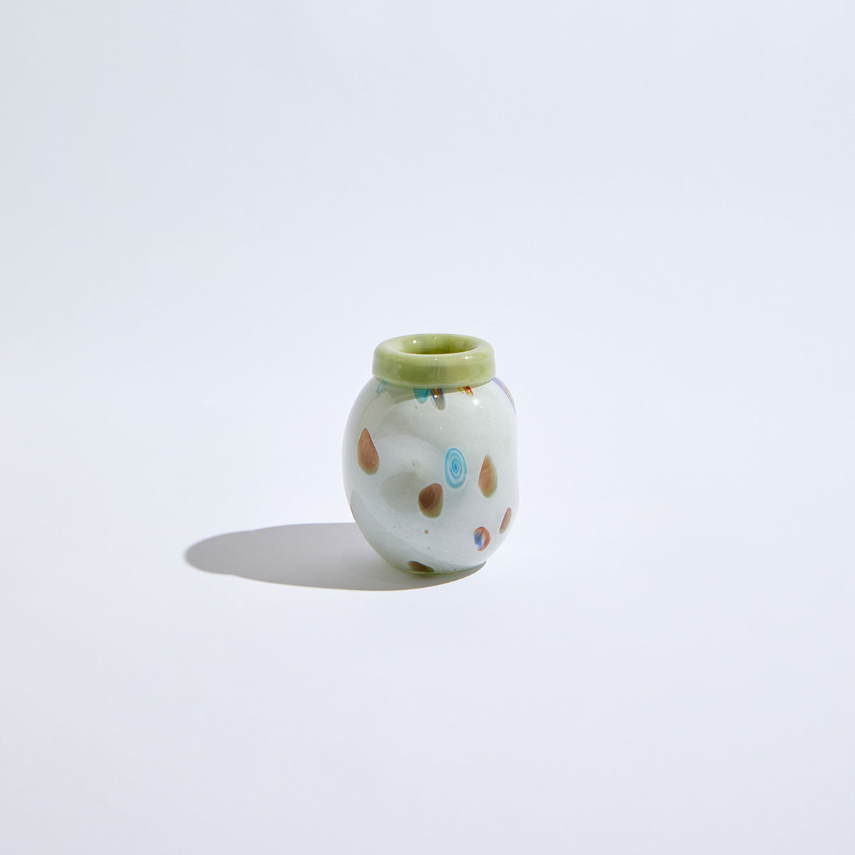 BDLavidaSmallLimeVase_LR_e6ce7048-f553-4ed8-8d2b-e76f2ff452bb.jpg