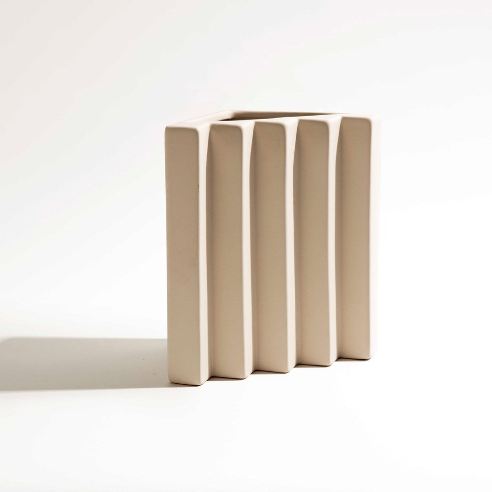 Flinton Vase