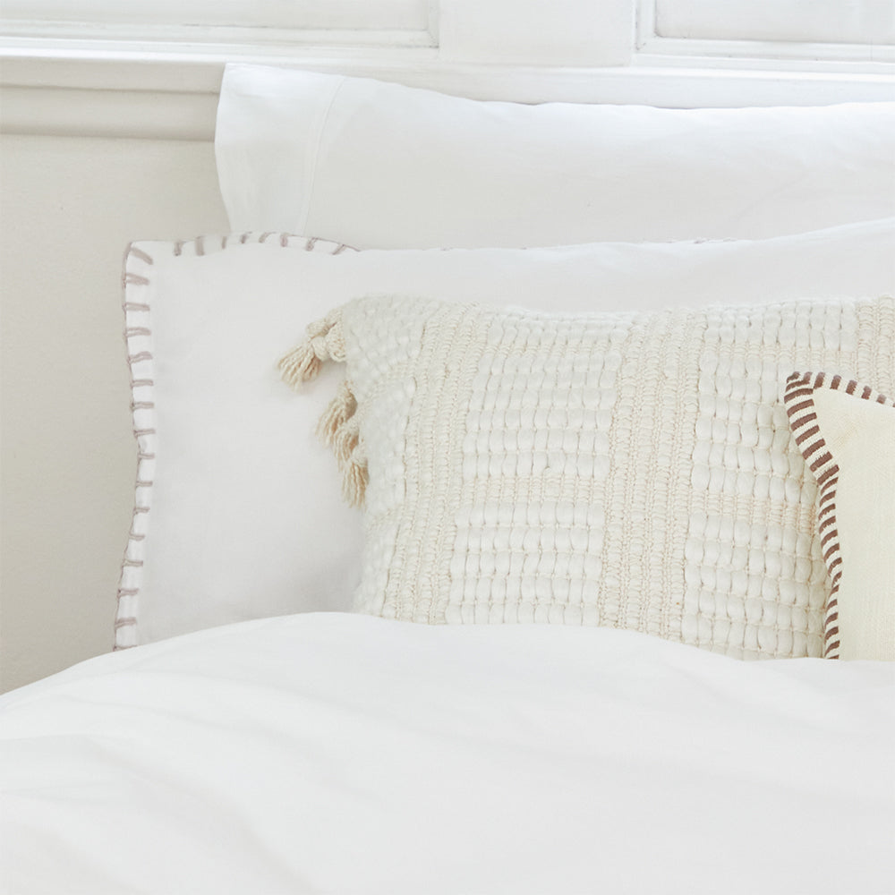 Blanket Stitch White Quilt Cover Set