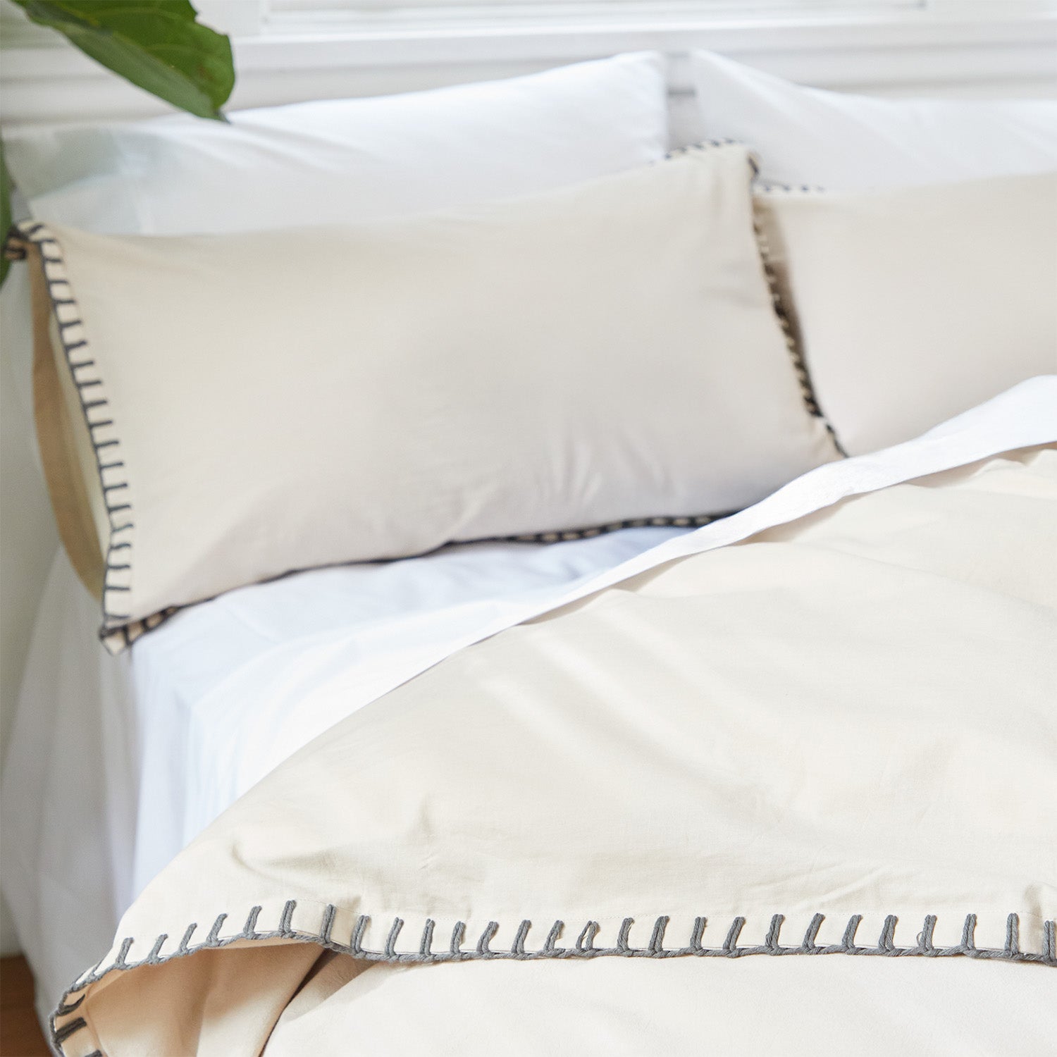 Blanket Stitch Oatmeal Quilt Cover Set