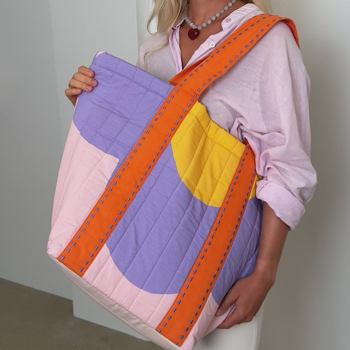 Happy Daisy Lavender Tote Bag